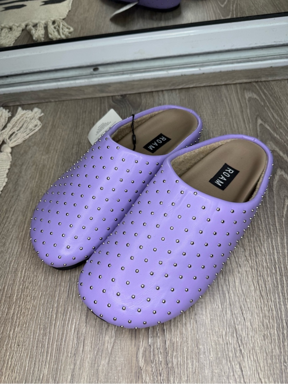 ROAM Studdy Clogs Lavender Size 9